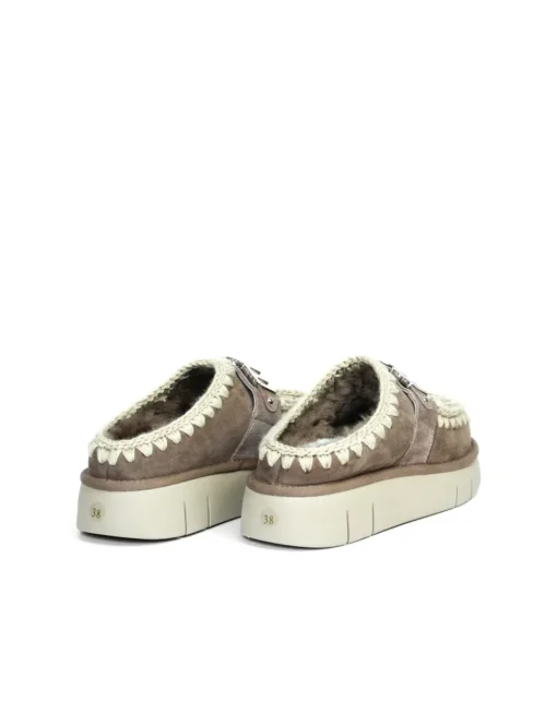 PANTOFOLA CON PELO ESKIMO METAL LOGO