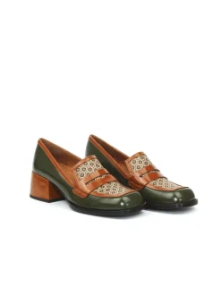 SCARPA CON TACCO BROCHI