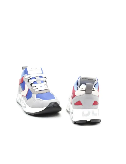 SNEAKER CLUB16
