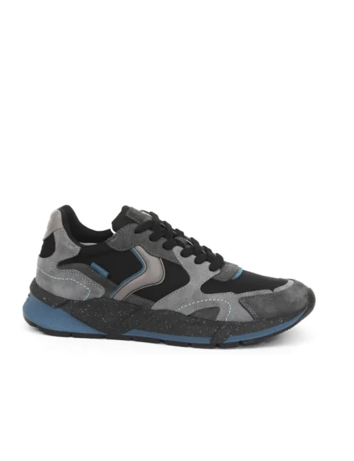 SNEAKER CLUB19