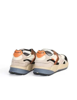SNEAKER CLUB19