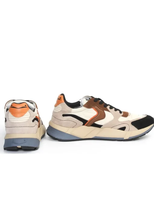 SNEAKER CLUB19
