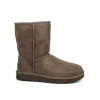 UGG CLASSIC SHORT